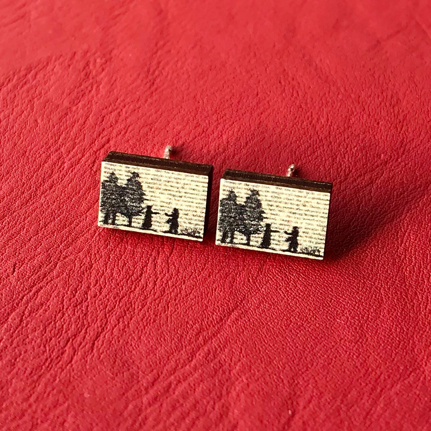 Classic Literature Pride and Prejudice Silhouette Stud Earrings